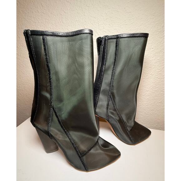 Yeezy Leather-Trimmed Mesh Pointed Toe Ankle Boots Black Women 35-35.5/ US 5 NWT - Picture 2 of 6